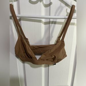 Skims Triangle bra.